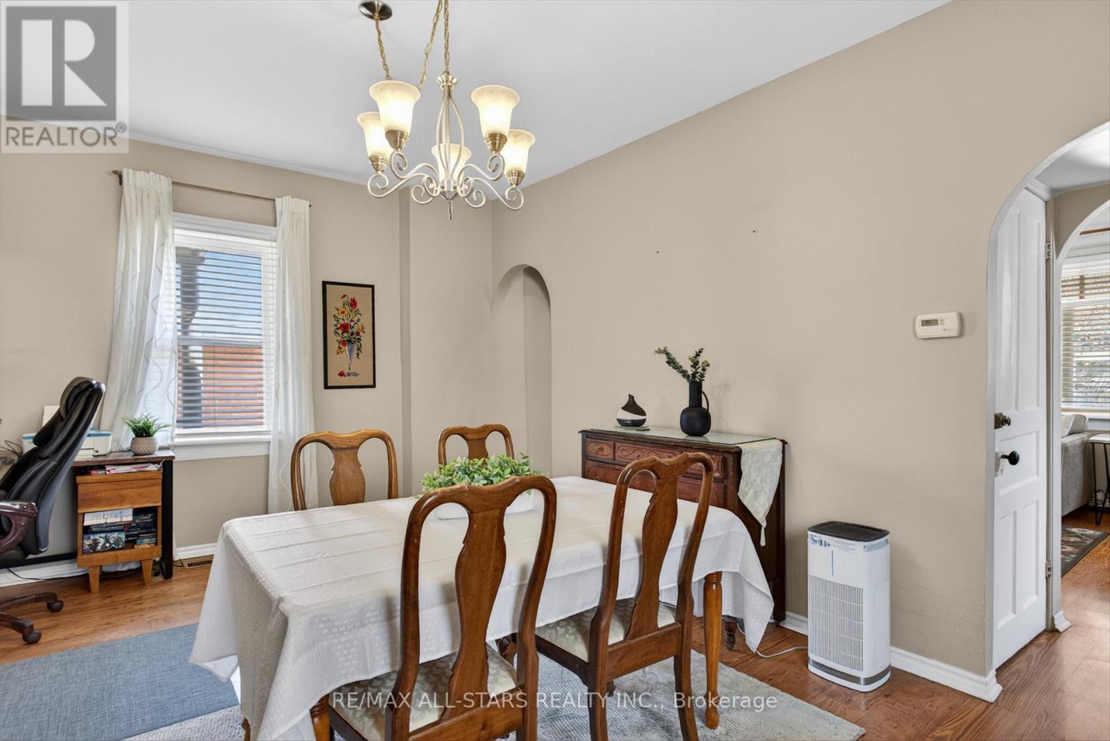 90 Glenelg Street W, Kawartha Lakes (Lindsay), Ontario  K9V 2V9 - Photo 11 - X13088456