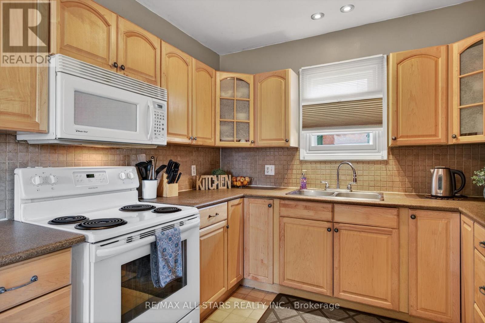 90 Glenelg Street W, Kawartha Lakes (Lindsay), Ontario  K9V 2V9 - Photo 15 - X13088456
