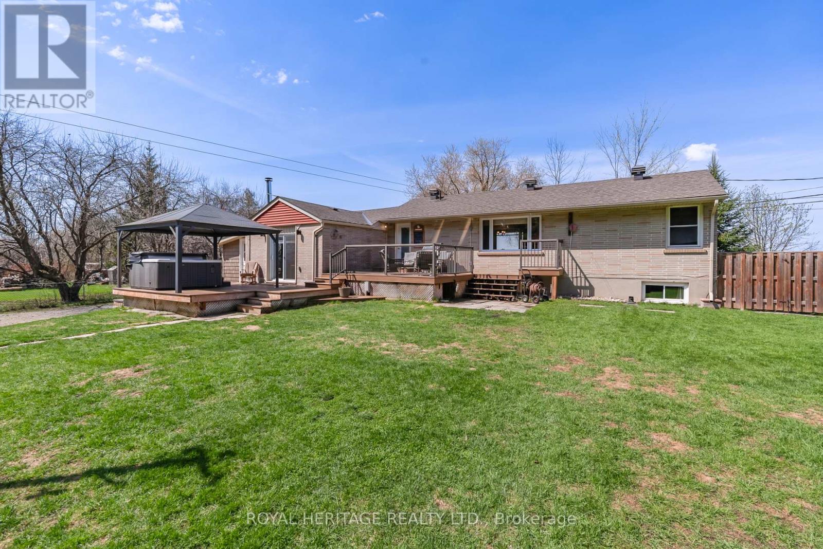 4003 Wallace Point Road, Peterborough (Ashburnham Ward 4), Ontario  K9J 6Y3 - Photo 11 - X13088562