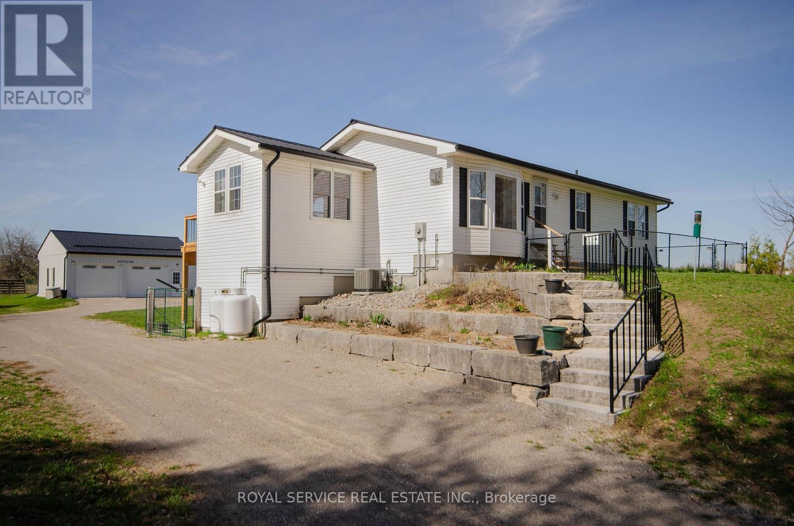 1206 Centre Line, Asphodel-Norwood, Ontario  K0L 2V0 - Photo 3 - X13088634