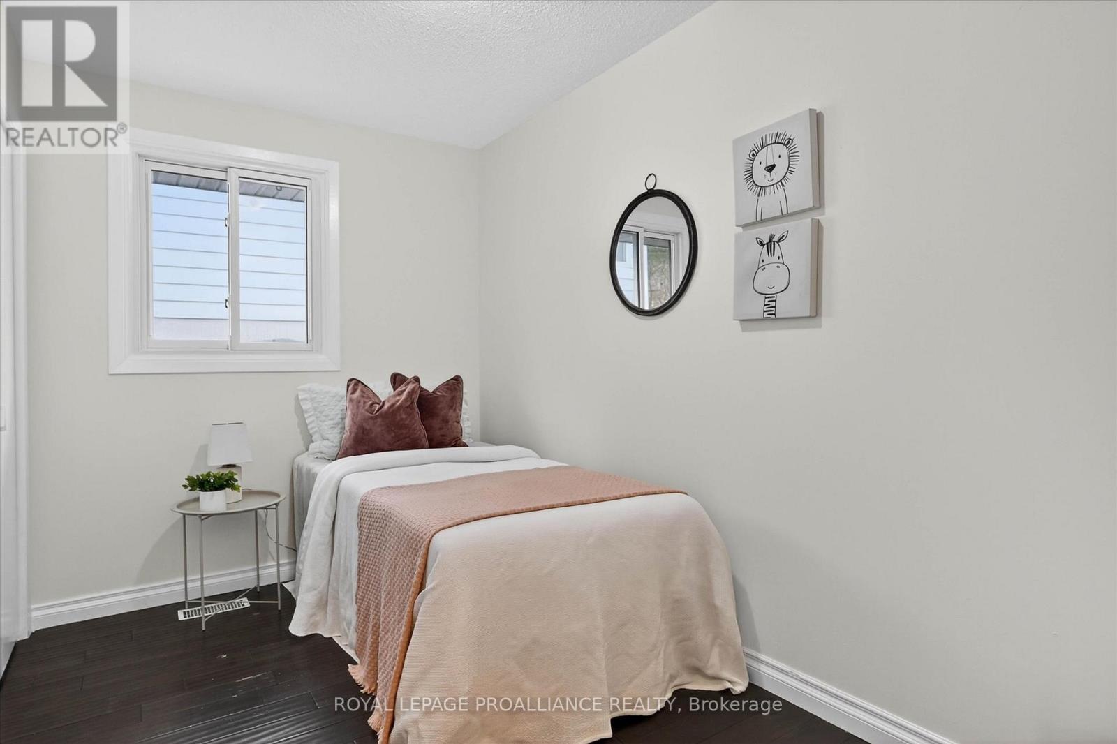 1941 Croftdale Crescent, Peterborough (Monaghan Ward 2), Ontario  K9K 1J7 - Photo 13 - X13089030