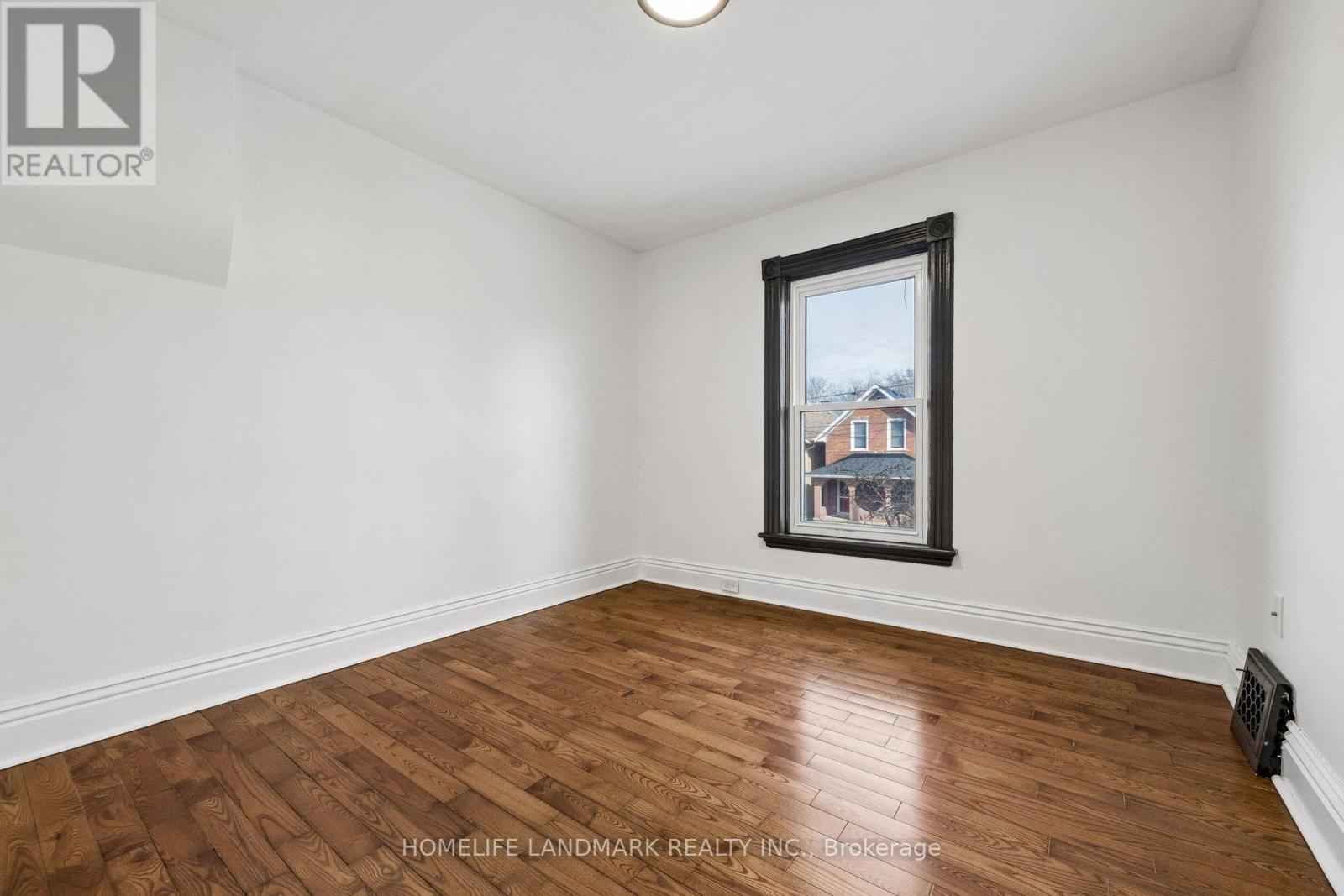 457 Bolivar Street, Peterborough (Town Ward 3), Ontario  K9J 4R3 - Photo 25 - X13089298