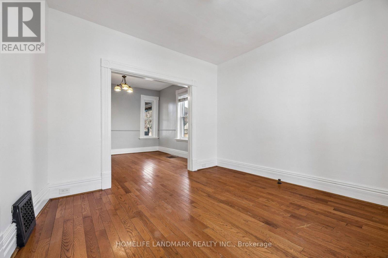 457 Bolivar Street, Peterborough (Town Ward 3), Ontario  K9J 4R3 - Photo 6 - X13089298