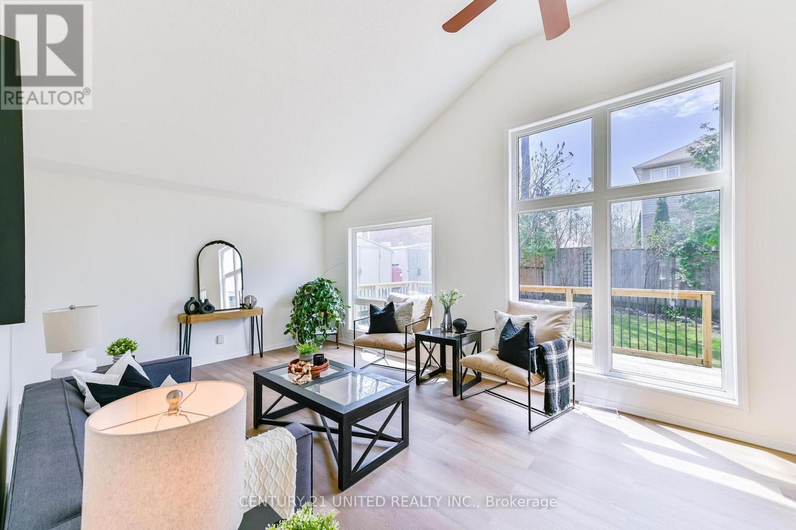 224 Grove Avenue, Selwyn, Ontario  K9L 0A2 - Photo 3 - X13089716