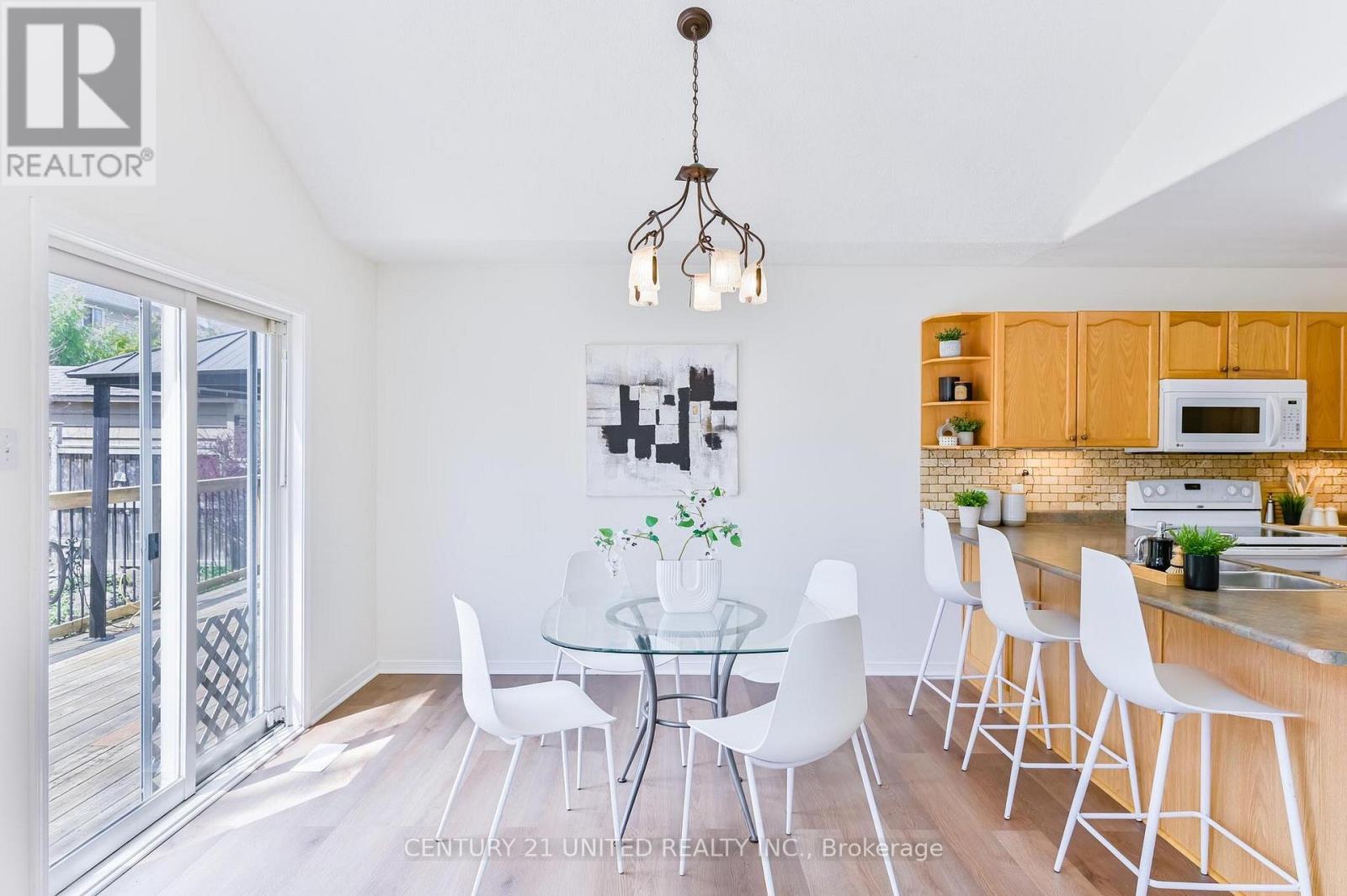 224 Grove Avenue, Selwyn, Ontario  K9L 0A2 - Photo 6 - X13089716