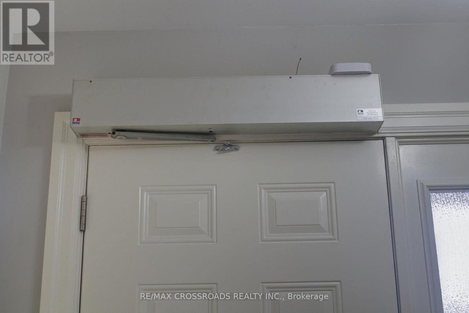 8 Green Arbour Way, Kawartha Lakes (Lindsay), Ontario  K9V 0E6 - Photo 23 - X13090362