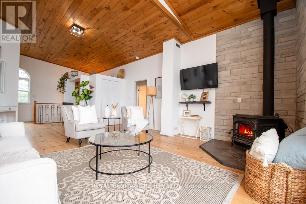 202 Sumcot Drive, Trent Lakes, Ontario  K0L 1J0 - Photo 7 - X13091676