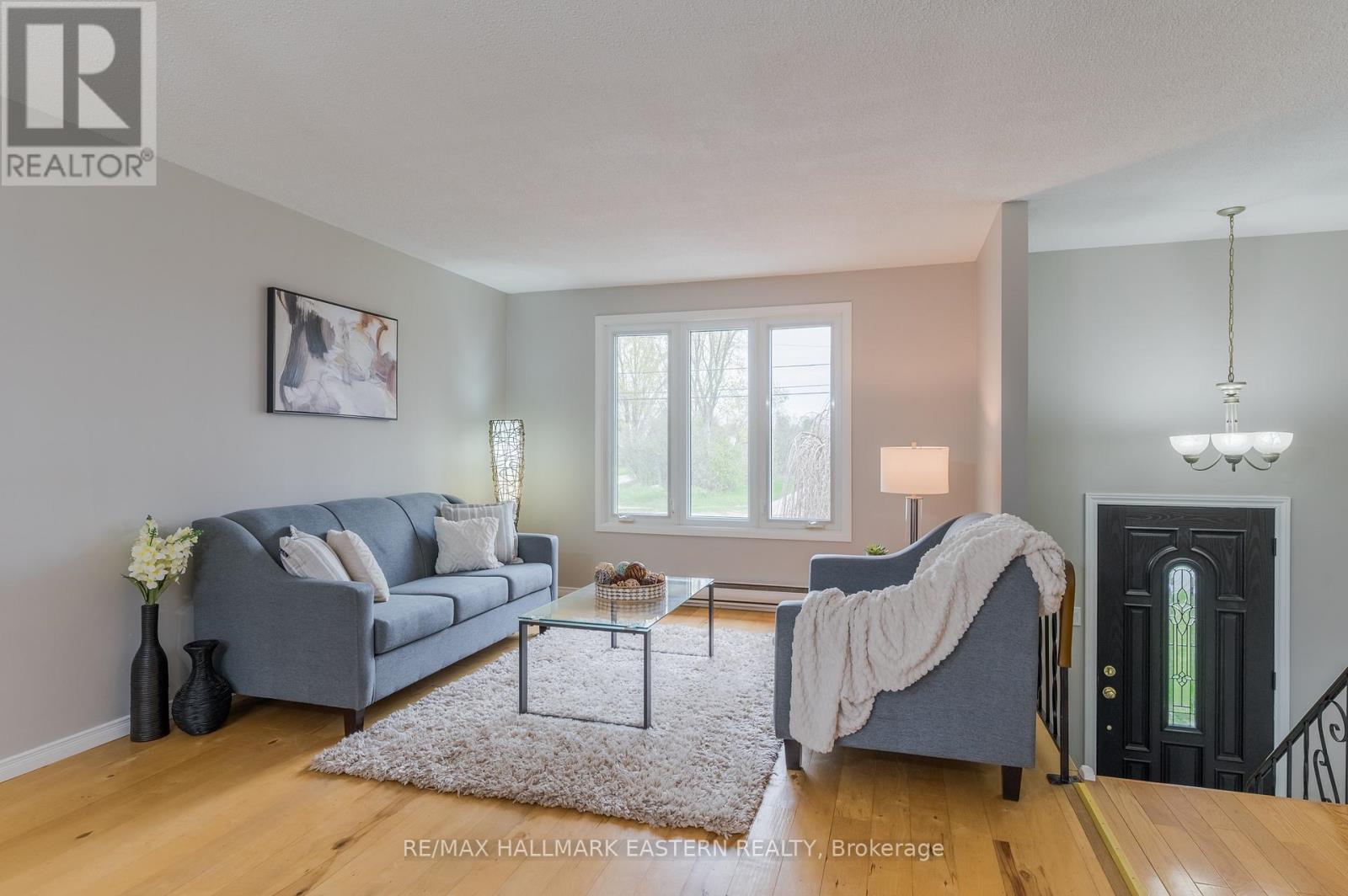 591 Otonabee Drive, Peterborough (Ashburnham Ward 4), Ontario  K9J 7X8 - Photo 6 - X13091720
