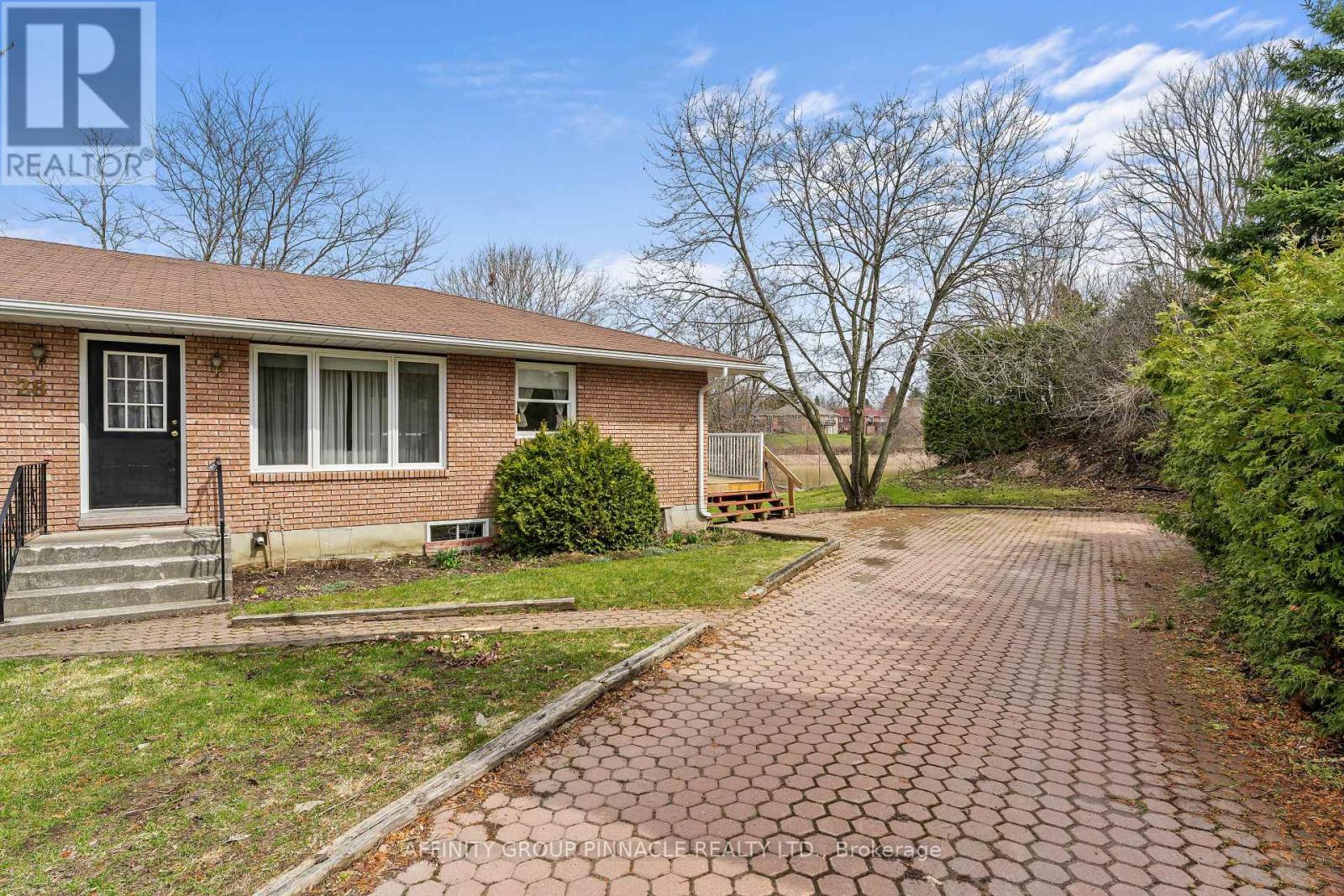 28 WATER STREET, kawartha lakes (lindsay), Ontario