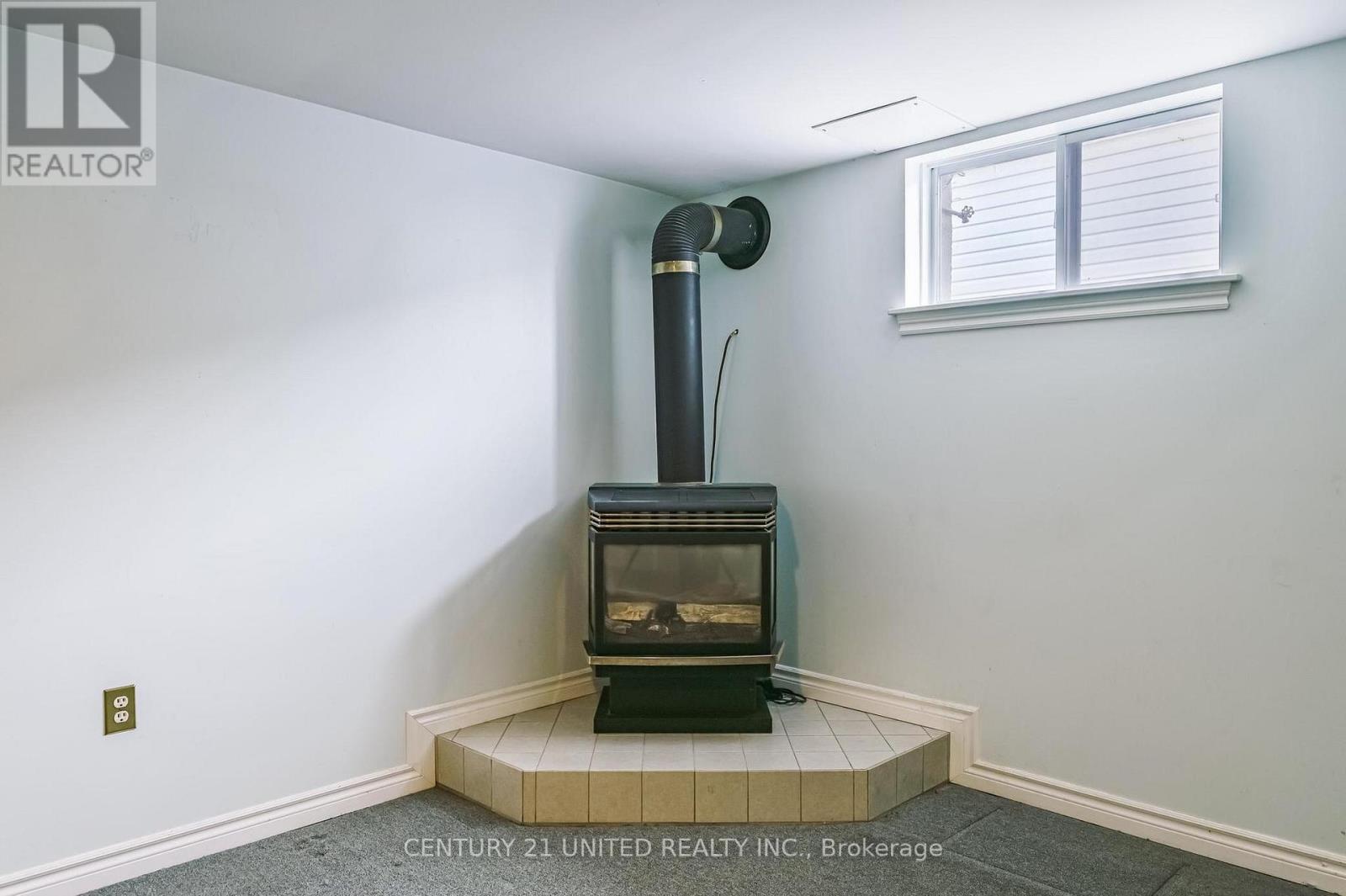 261 Maxwell Avenue, Peterborough (Ashburnham Ward 4), Ontario  K9J 1B4 - Photo 17 - X13092656