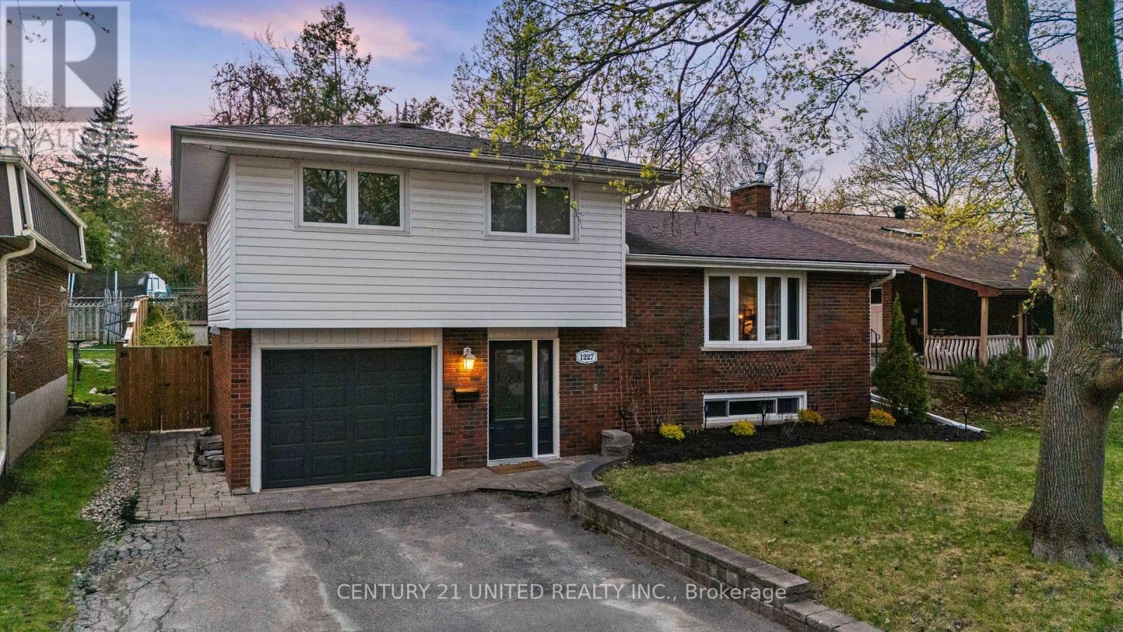 1227 Cartier Boulevard, Peterborough (Northcrest Ward 5), Ontario  K9H 6S2 - Photo 2 - X13092748