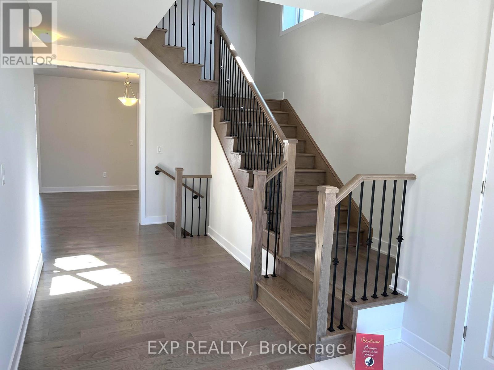 309 O'toole Crescent, Peterborough (Monaghan Ward 2), Ontario  K9K 0J4 - Photo 3 - X13093112