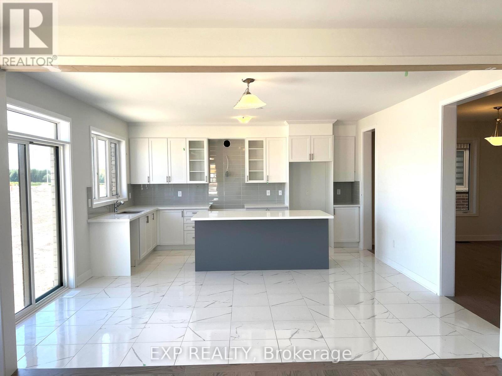 309 O'toole Crescent, Peterborough (Monaghan Ward 2), Ontario  K9K 0J4 - Photo 4 - X13093112