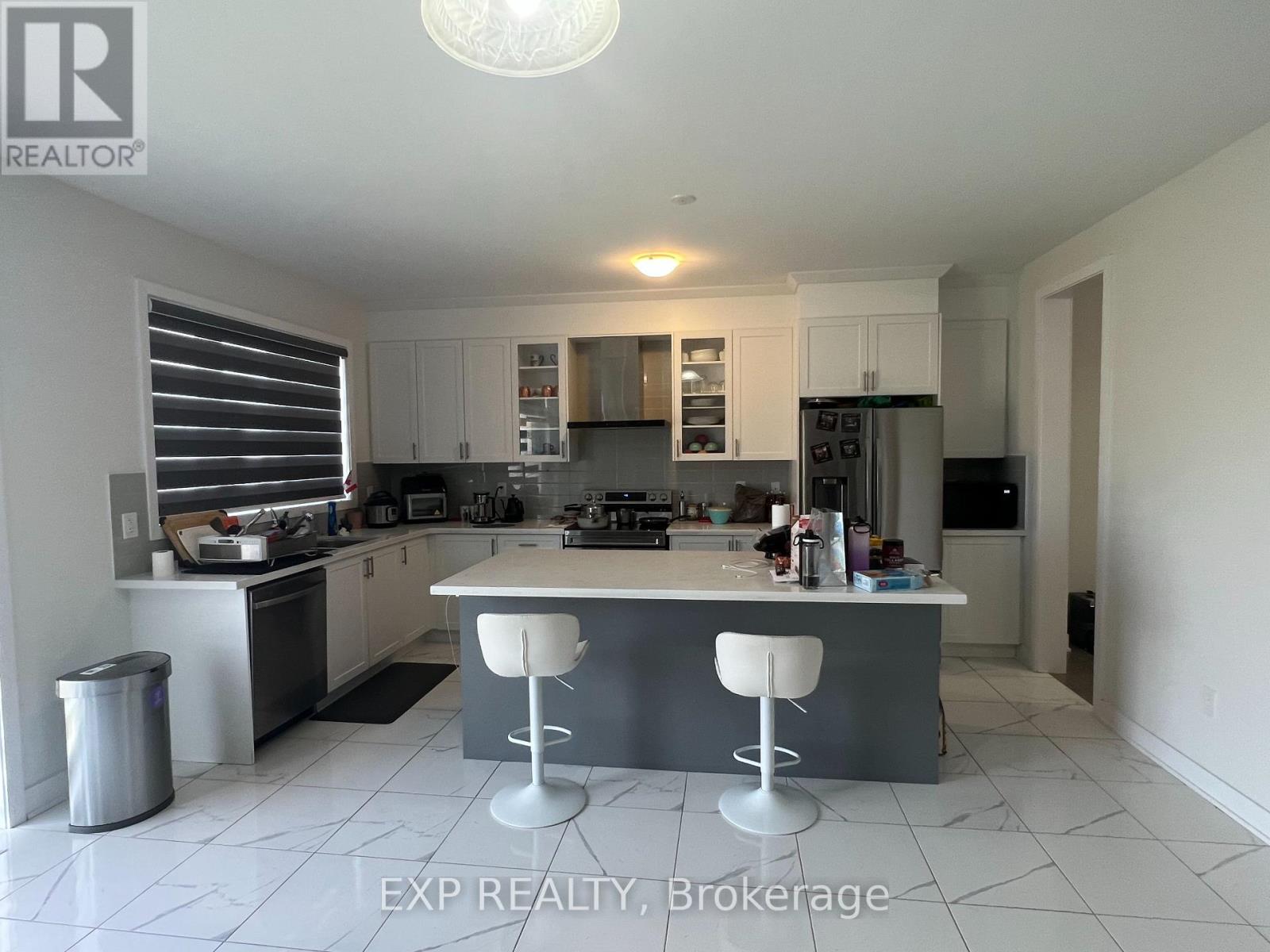 309 O'toole Crescent, Peterborough (Monaghan Ward 2), Ontario  K9K 0J4 - Photo 5 - X13093112