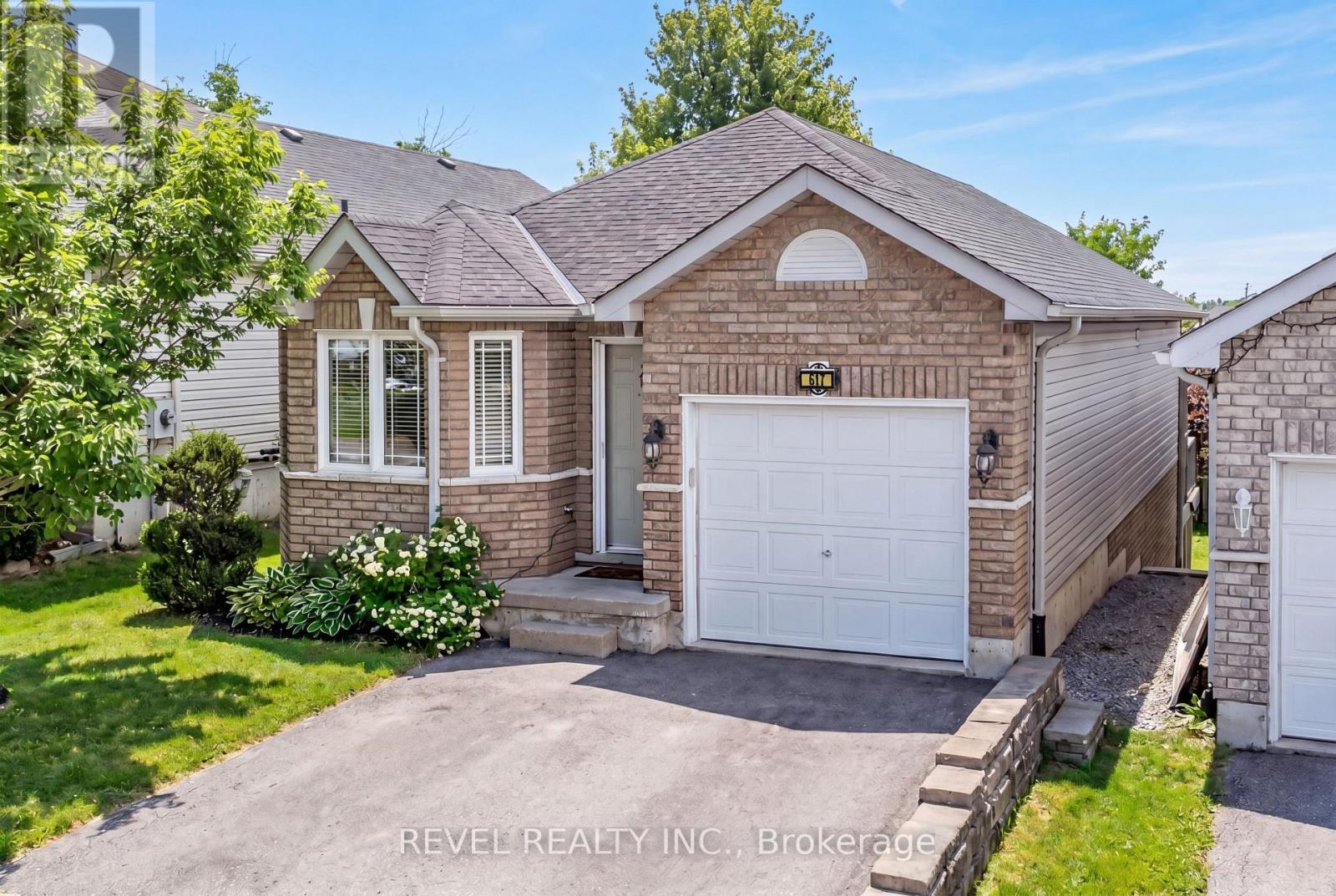 617 Clancy Crescent, Peterborough (Otonabee Ward 1), Ontario  K9K 2S2 - Photo 2 - X13094258