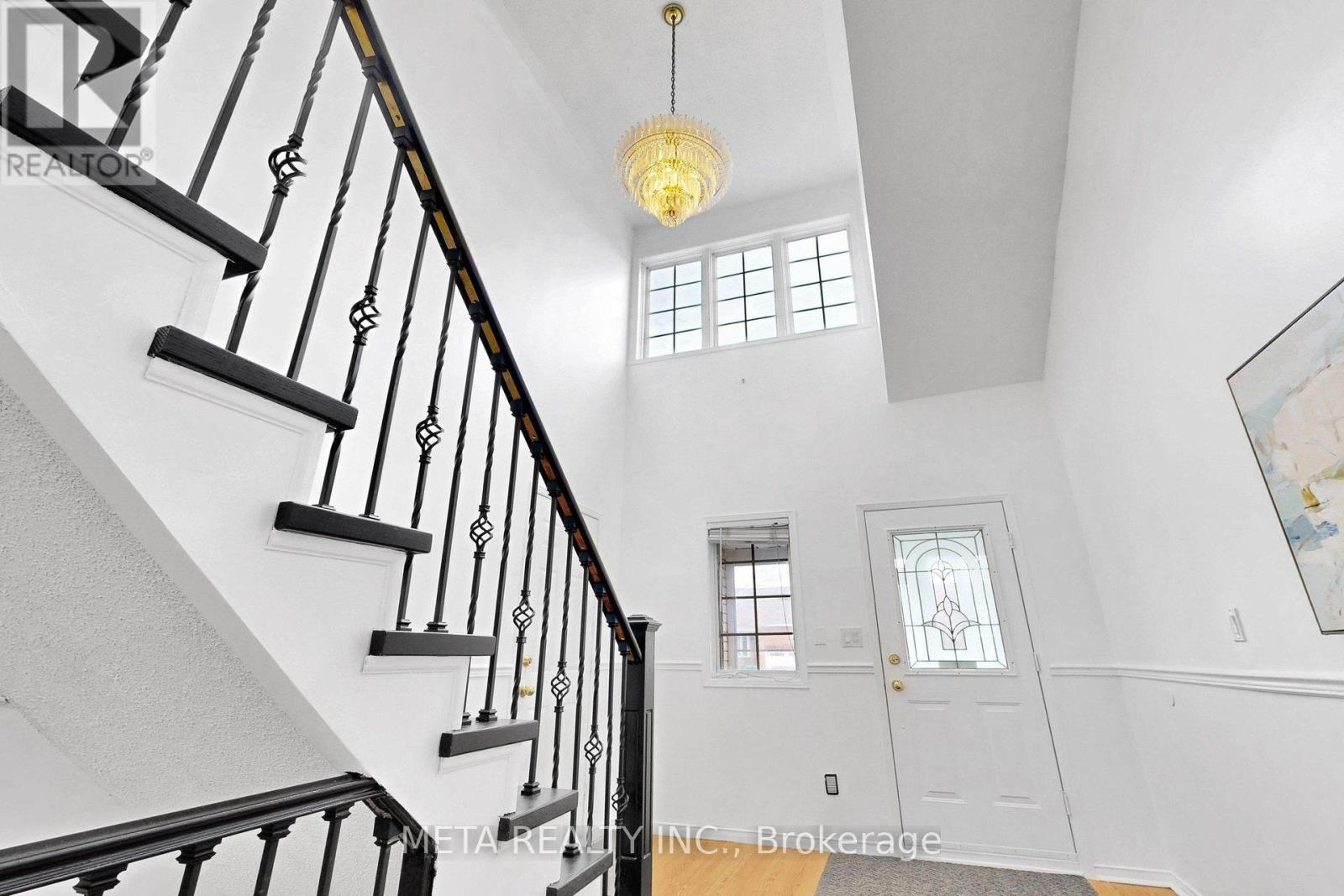 1273 Eagle Crescent, Peterborough (Monaghan Ward 2), Ontario  K9K 2K6 - Photo 5 - X13094668