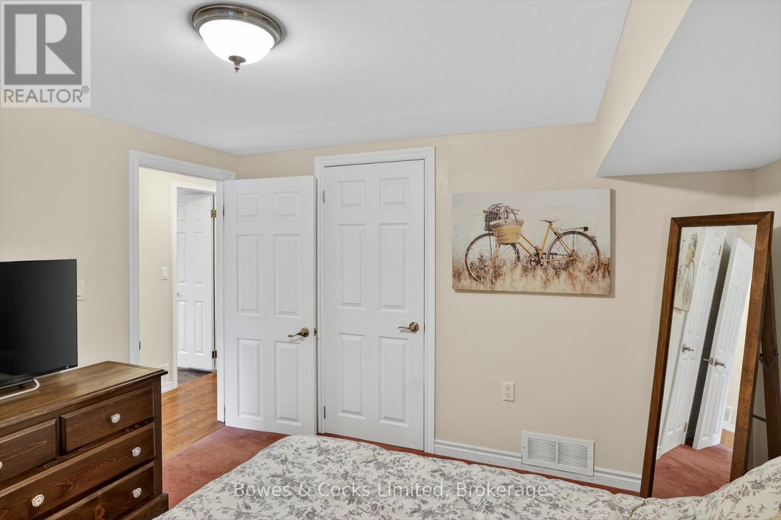 832 Cameron Street, Peterborough (Otonabee Ward 1), Ontario  K9J 4A3 - Photo 34 - X13094934