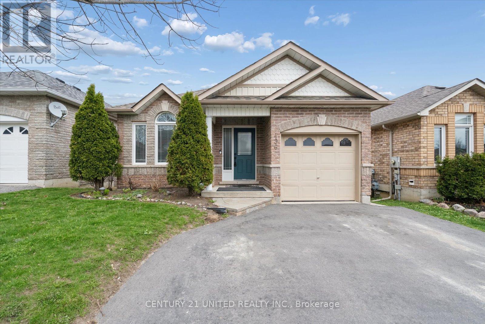 496 Settlers Ridge, Peterborough (Northcrest Ward 5), Ontario  K9L 2A6 - Photo 2 - X13095174