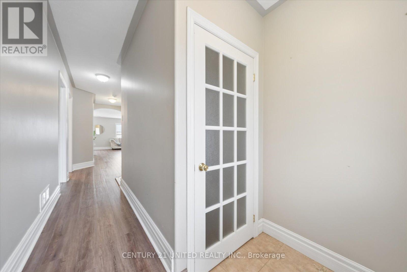 496 Settlers Ridge, Peterborough (Northcrest Ward 5), Ontario  K9L 2A6 - Photo 7 - X13095174