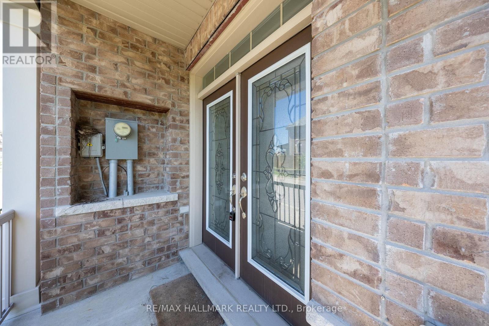 14 Aldridge Lane, Clarington (Newcastle), Ontario  L1B 0V6 - Photo 4 - E13095070