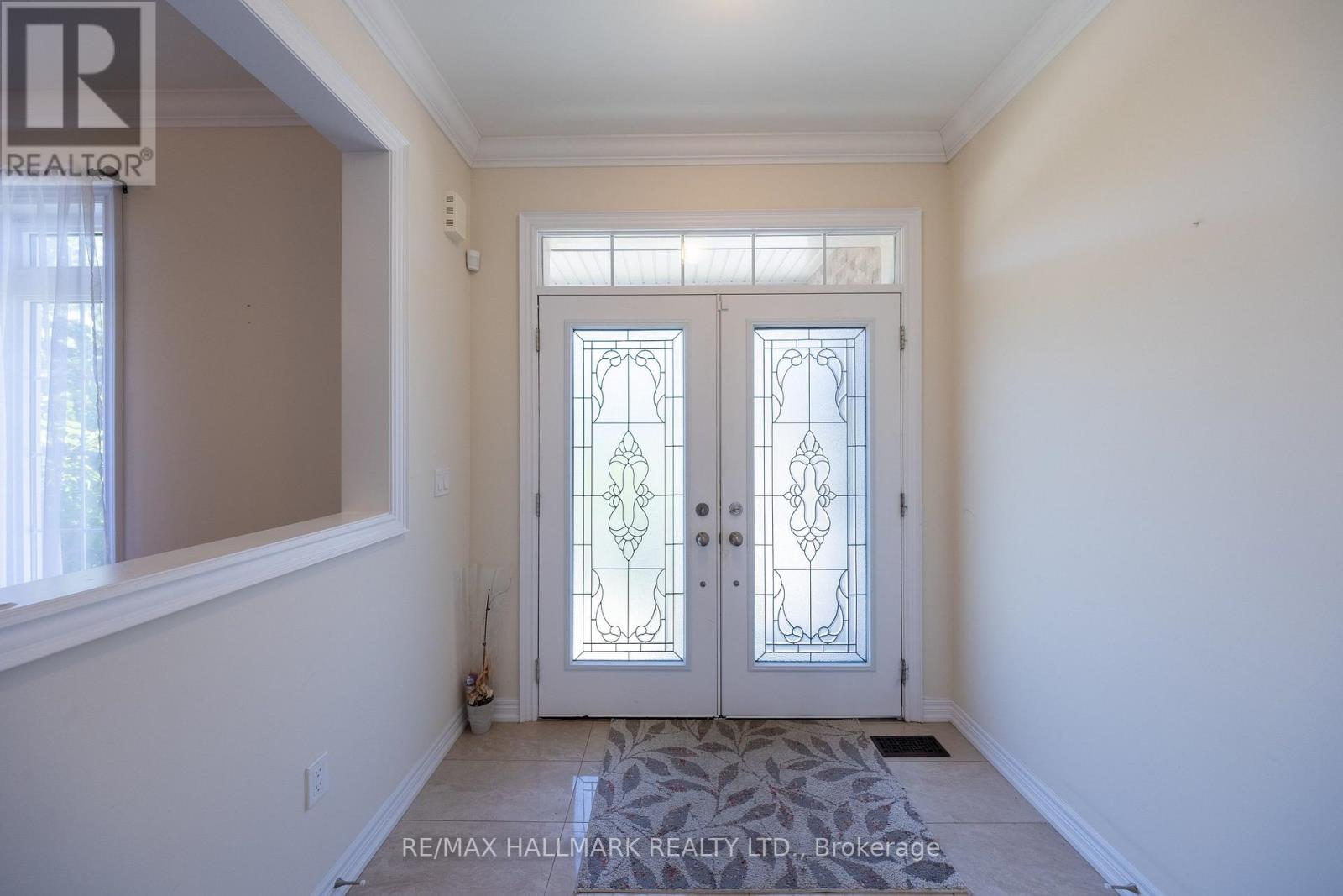 14 Aldridge Lane, Clarington (Newcastle), Ontario  L1B 0V6 - Photo 5 - E13095070