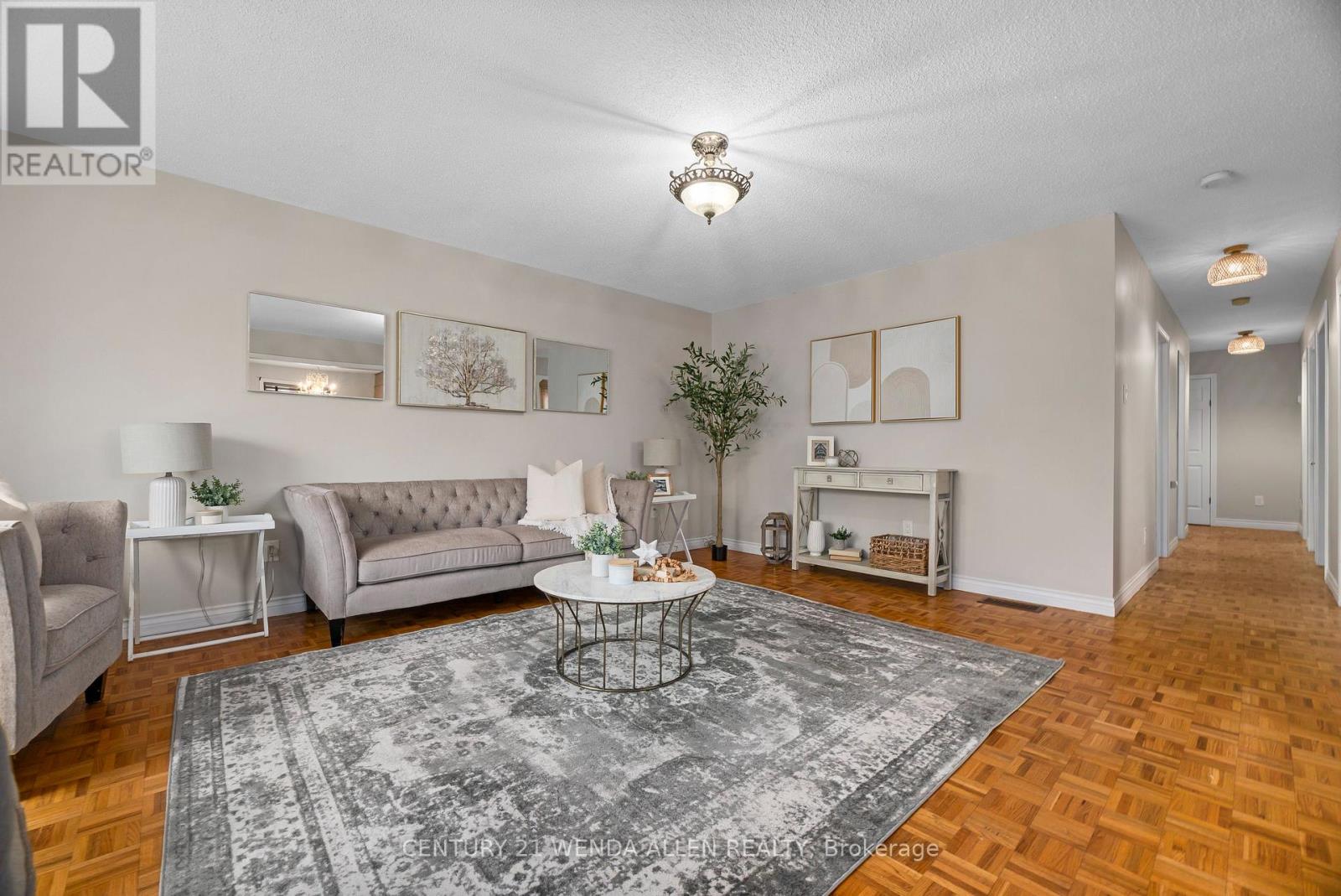 539 Monaghan Road, Peterborough (Otonabee Ward 1), Ontario  K9J 5H6 - Photo 3 - X13094948