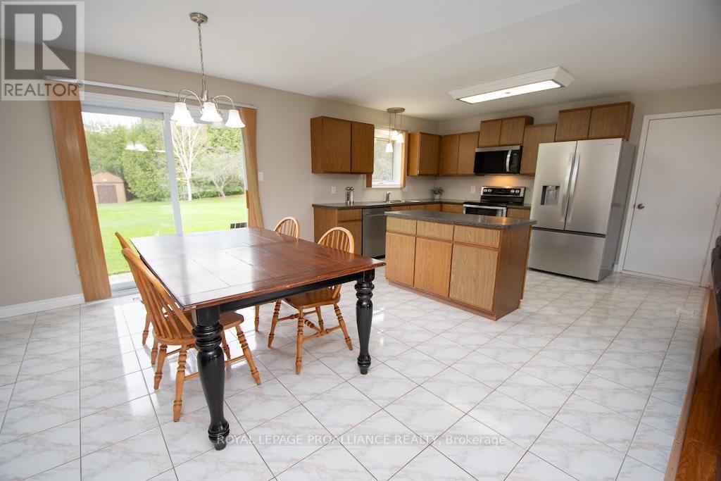 1989 Darling Crescent, Cavan Monaghan (Cavan Twp), Ontario  L0A 1C0 - Photo 12 - X13095748