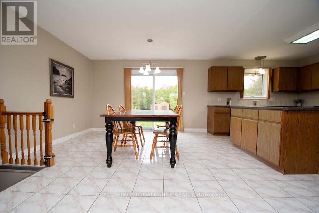 1989 Darling Crescent, Cavan Monaghan (Cavan Twp), Ontario  L0A 1C0 - Photo 13 - X13095748