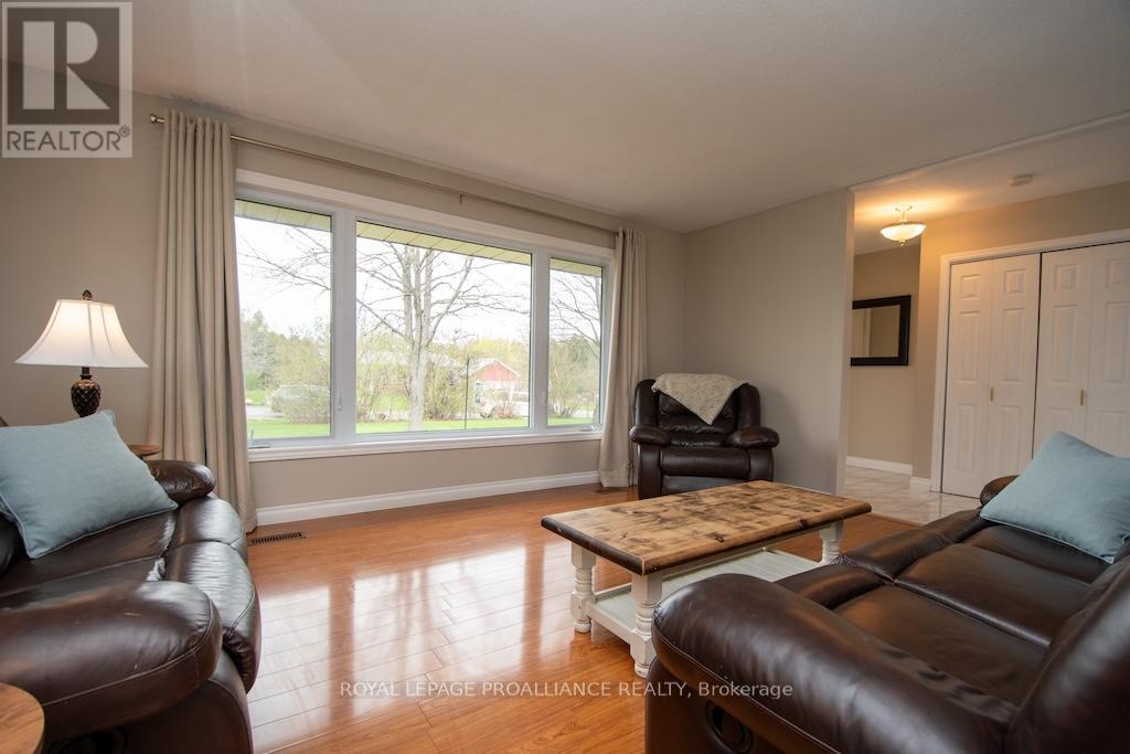 1989 Darling Crescent, Cavan Monaghan (Cavan Twp), Ontario  L0A 1C0 - Photo 7 - X13095748