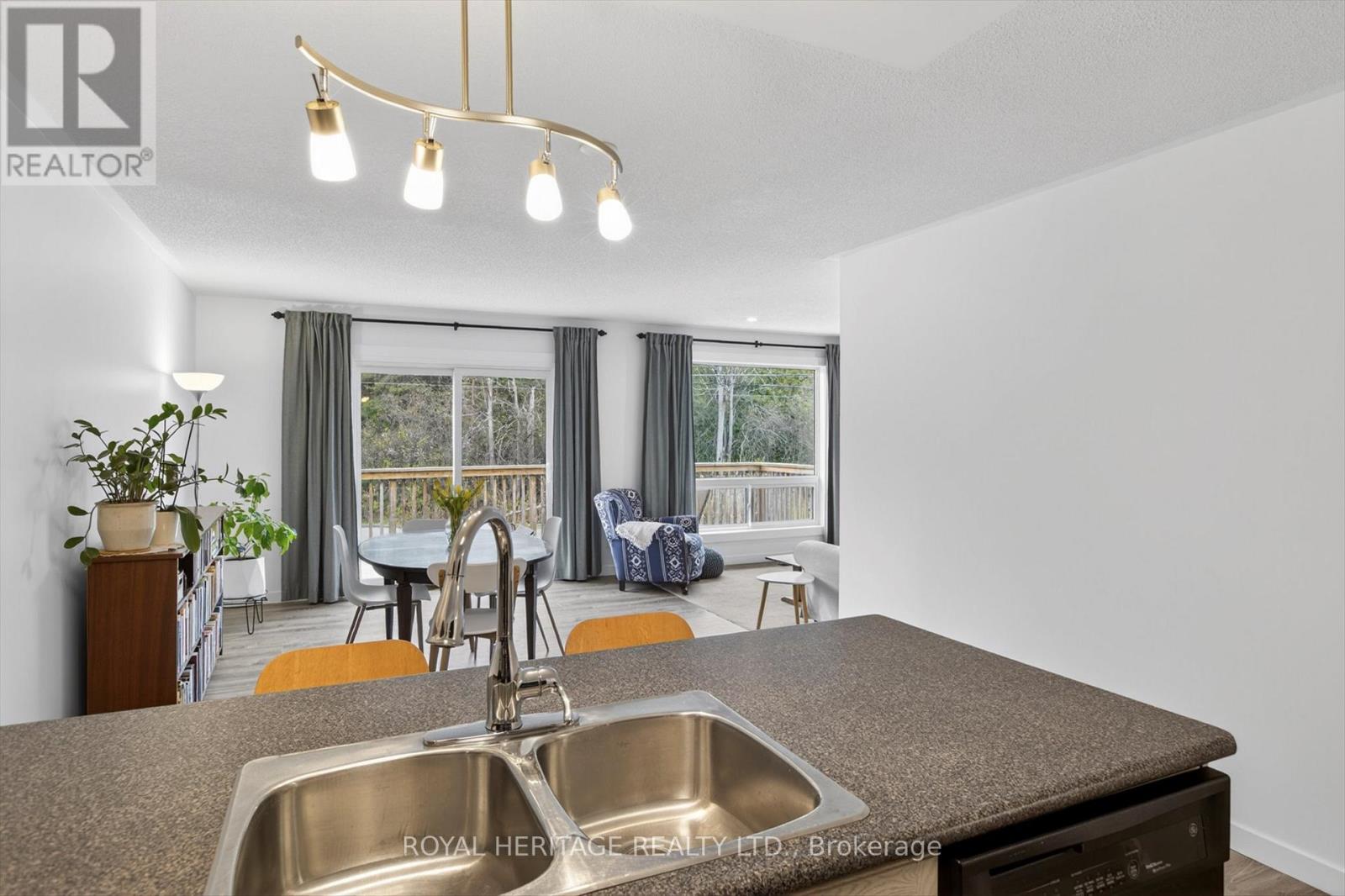 26 Stonebridge Court, Peterborough (Otonabee Ward 1), Ontario  K9K 2N5 - Photo 10 - X13096516