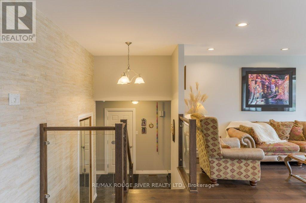 2993 Jennifer Drive, Peterborough (Northcrest Ward 5), Ontario  K9L 1Y6 - Photo 23 - X13097050