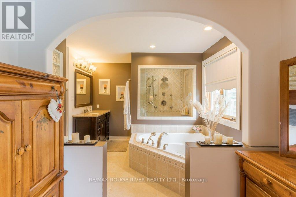 2993 Jennifer Drive, Peterborough (Northcrest Ward 5), Ontario  K9L 1Y6 - Photo 28 - X13097050