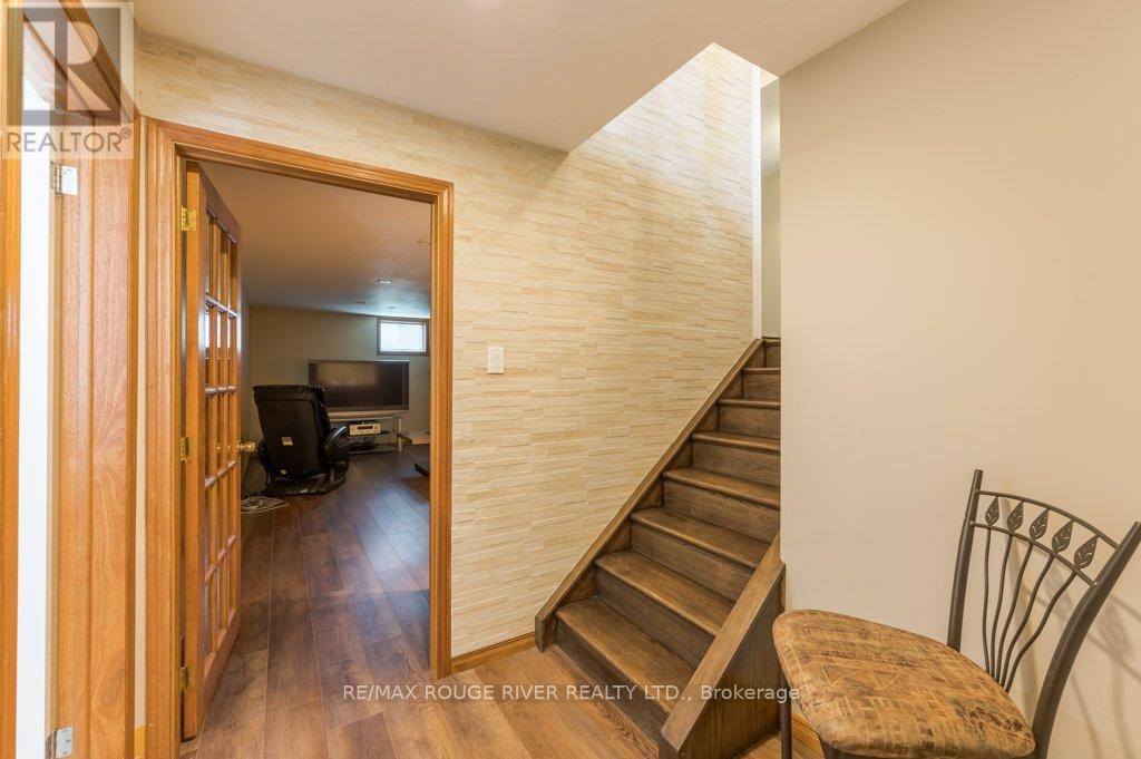 2993 Jennifer Drive, Peterborough (Northcrest Ward 5), Ontario  K9L 1Y6 - Photo 31 - X13097050