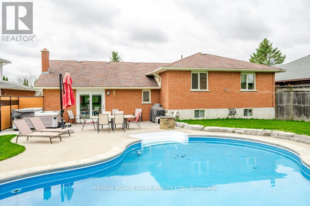 2993 Jennifer Drive, Peterborough (Northcrest Ward 5), Ontario  K9L 1Y6 - Photo 39 - X13097050