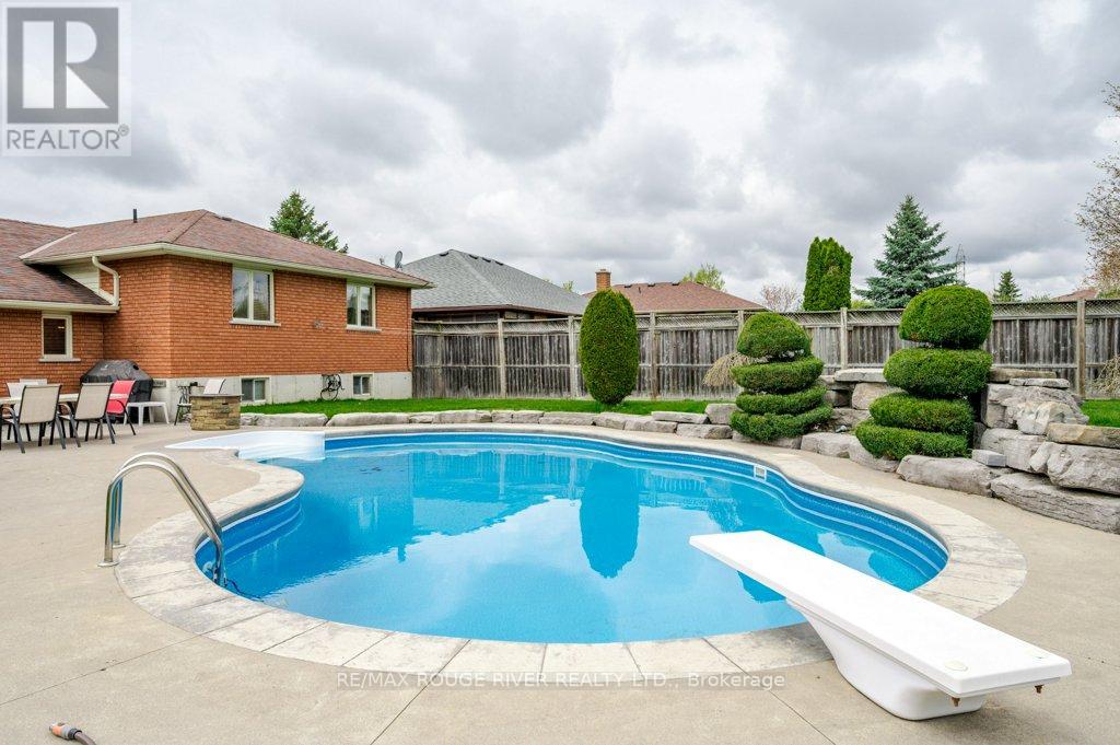 2993 Jennifer Drive, Peterborough (Northcrest Ward 5), Ontario  K9L 1Y6 - Photo 40 - X13097050