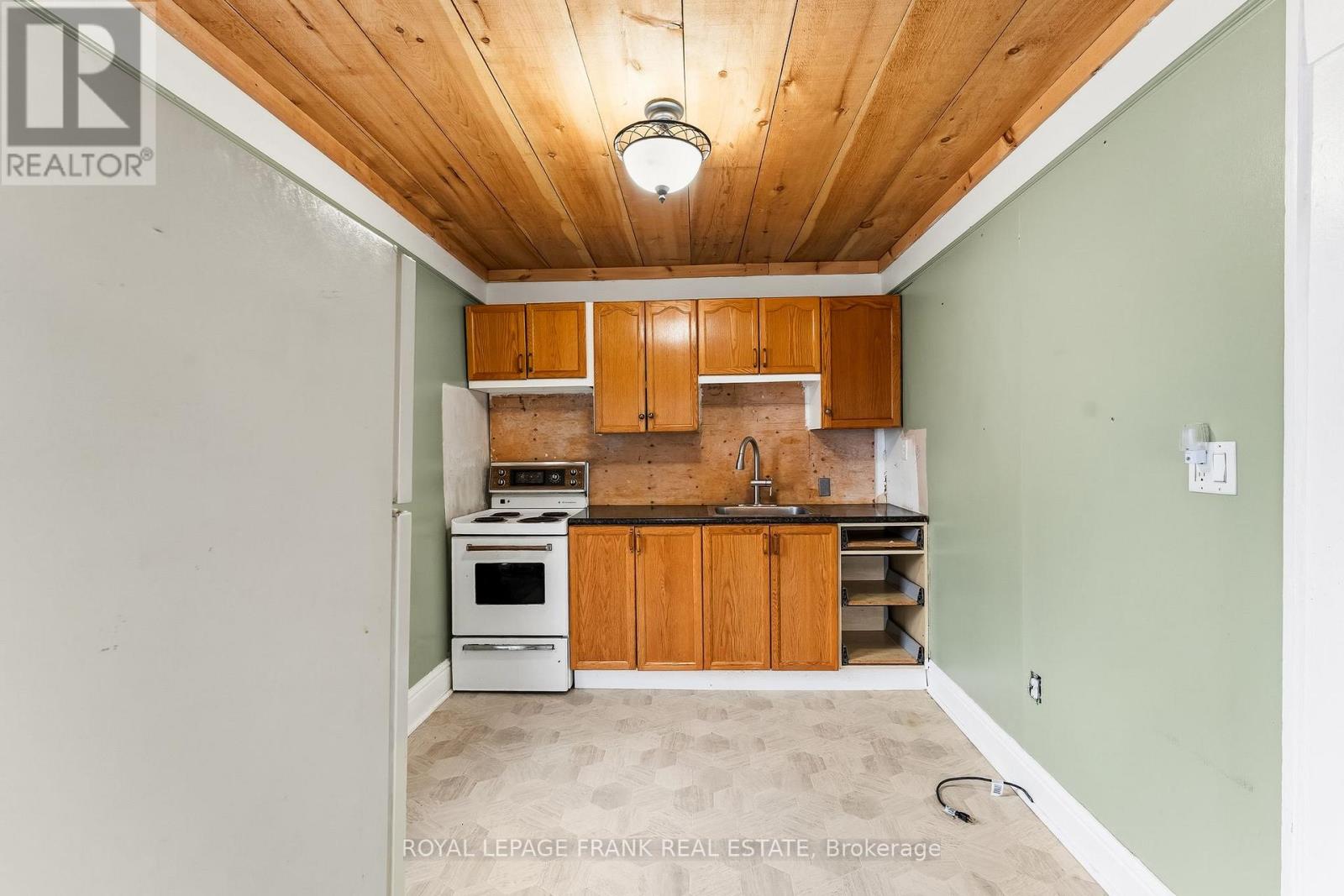 36 Mill Street, Kawartha Lakes (Lindsay), Ontario  K9V 2L4 - Photo 7 - X13097542