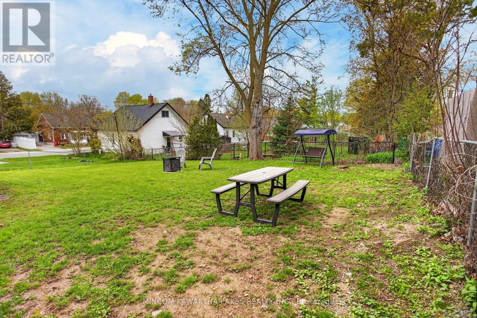 238 Mcfarlane Street, Peterborough (Ashburnham Ward 4), Ontario  K9H 1K3 - Photo 27 - X13098216
