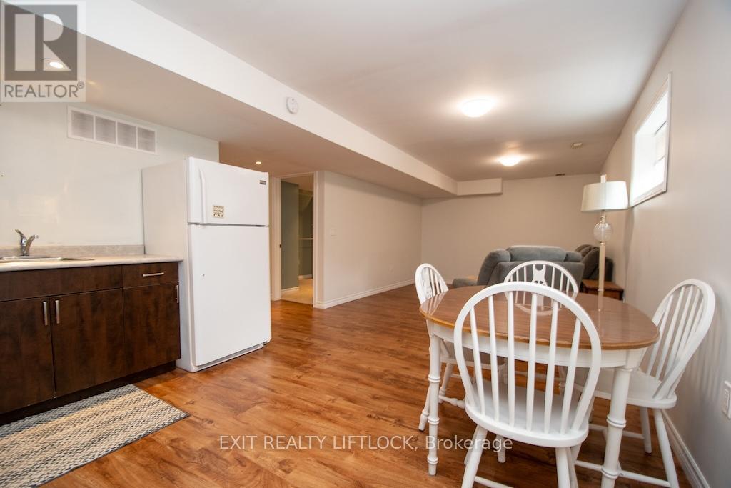 2679 Foxmeadow Road, Peterborough (Ashburnham Ward 4), Ontario  K9L 0A8 - Photo 28 - X13098366