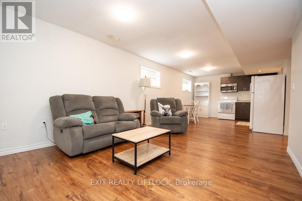 2679 Foxmeadow Road, Peterborough (Ashburnham Ward 4), Ontario  K9L 0A8 - Photo 33 - X13098366
