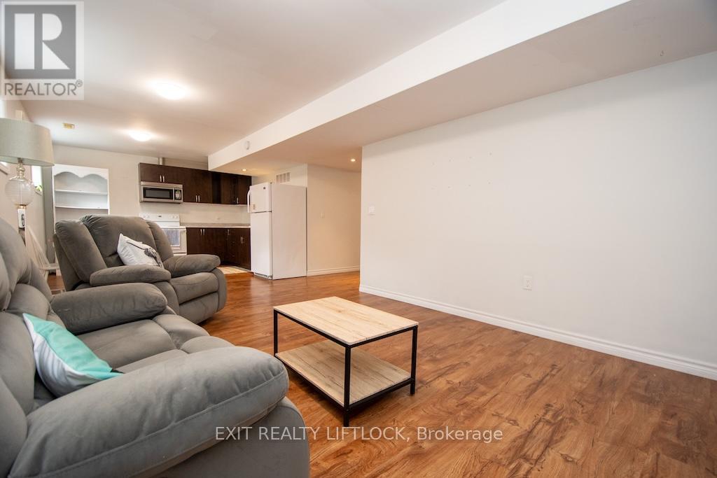 2679 Foxmeadow Road, Peterborough (Ashburnham Ward 4), Ontario  K9L 0A8 - Photo 36 - X13098366