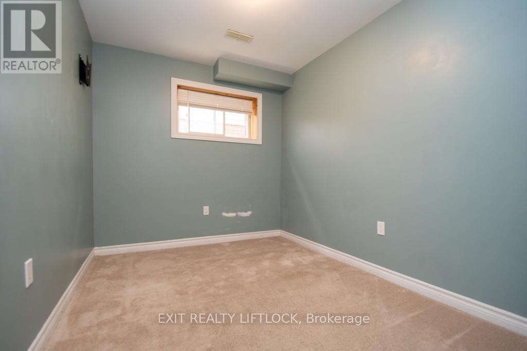 2679 Foxmeadow Road, Peterborough (Ashburnham Ward 4), Ontario  K9L 0A8 - Photo 37 - X13098366