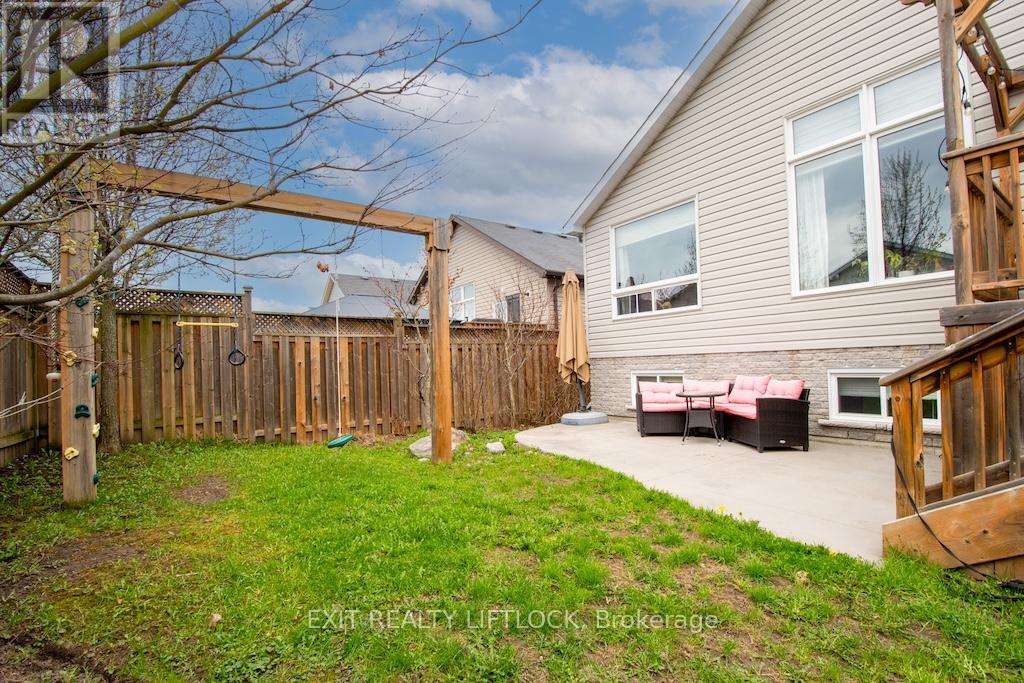 2679 Foxmeadow Road, Peterborough (Ashburnham Ward 4), Ontario  K9L 0A8 - Photo 47 - X13098366