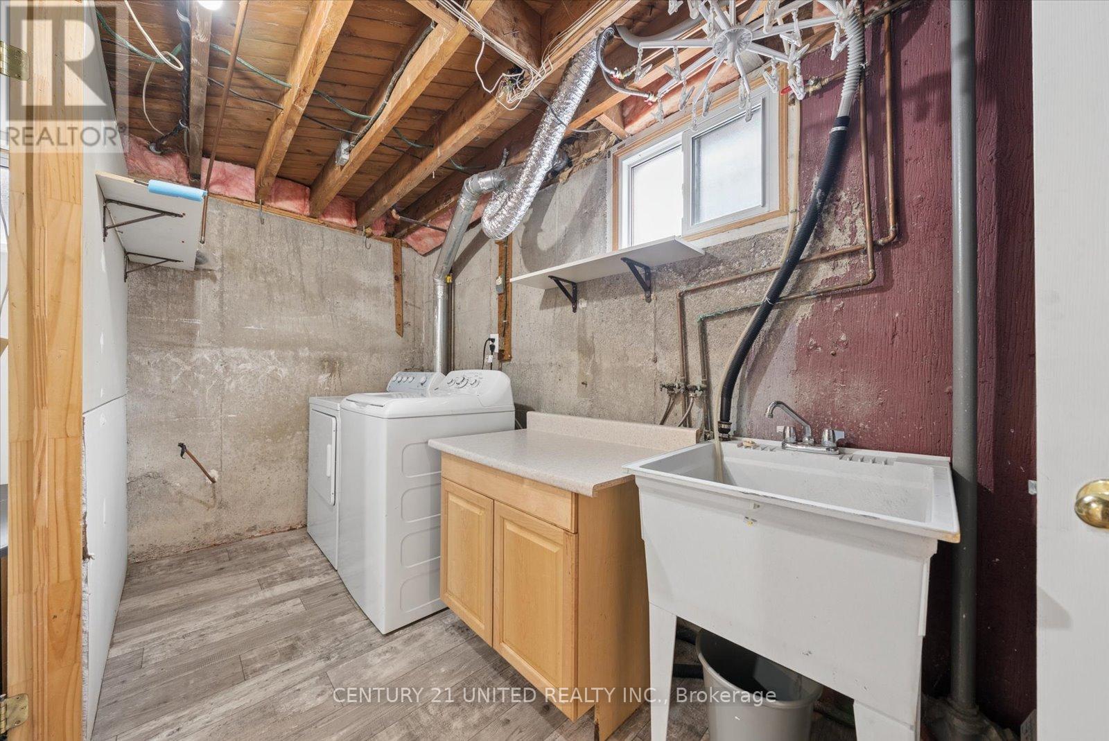 679 Bellaire Street, Peterborough (Otonabee Ward 1), Ontario  K9J 3Y5 - Photo 36 - X13098498