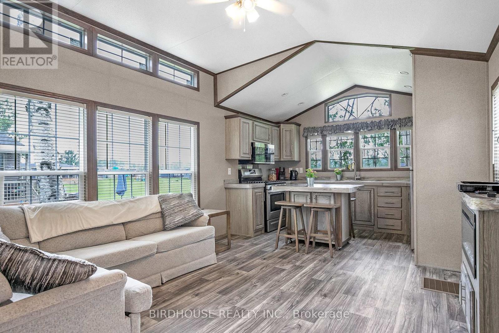31 - 657 Thunderbridge Road, Kawartha Lakes (Lindsay), Ontario  K9V 4R1 - Photo 5 - X13100994