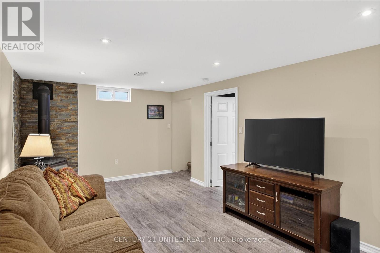 470 O'connell Road, Peterborough (Otonabee Ward 1), Ontario  K9J 4C9 - Photo 20 - X13101392