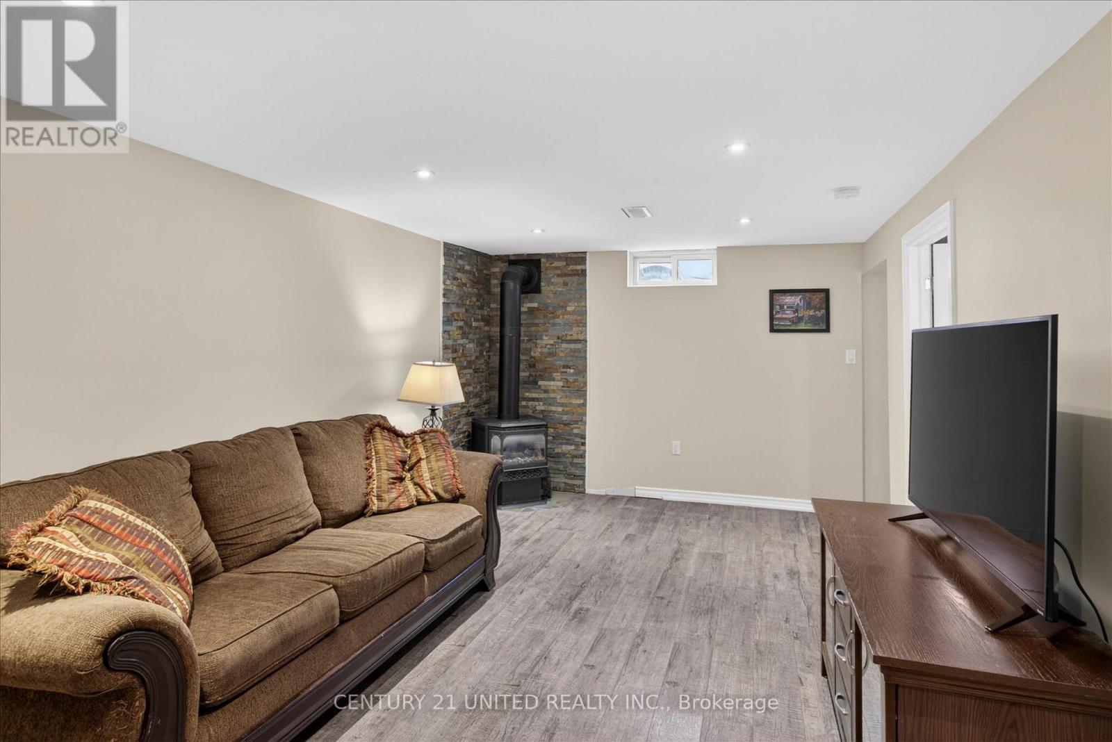 470 O'connell Road, Peterborough (Otonabee Ward 1), Ontario  K9J 4C9 - Photo 21 - X13101392