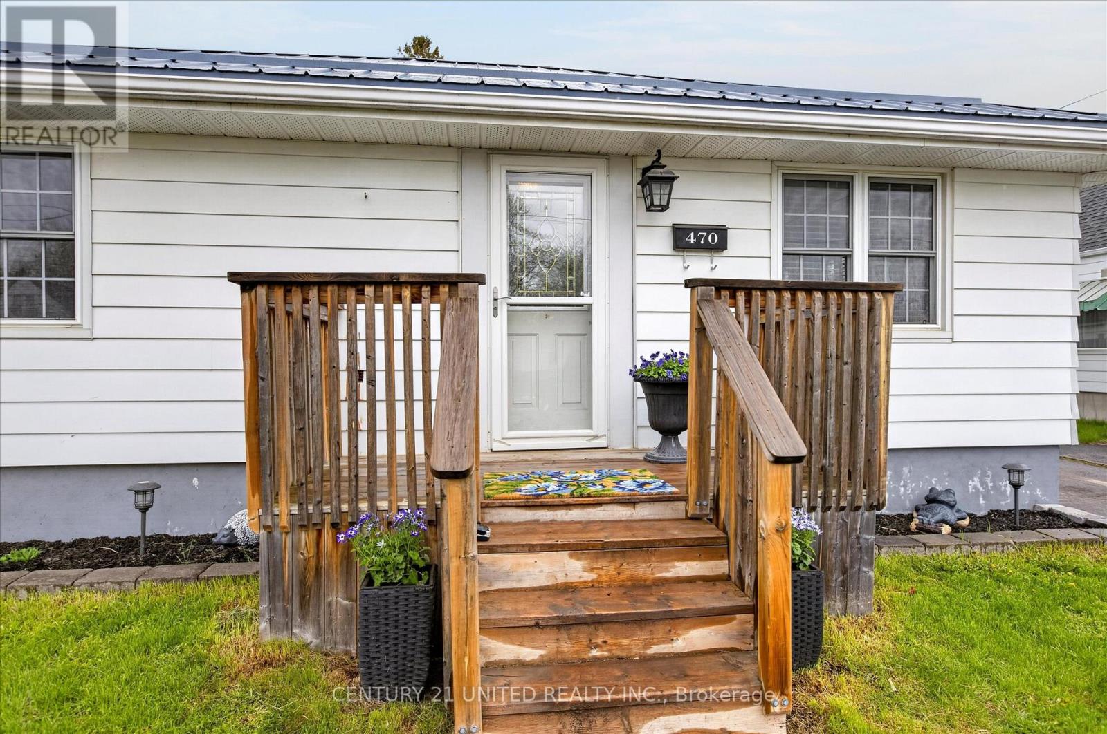 470 O'connell Road, Peterborough (Otonabee Ward 1), Ontario  K9J 4C9 - Photo 4 - X13101392