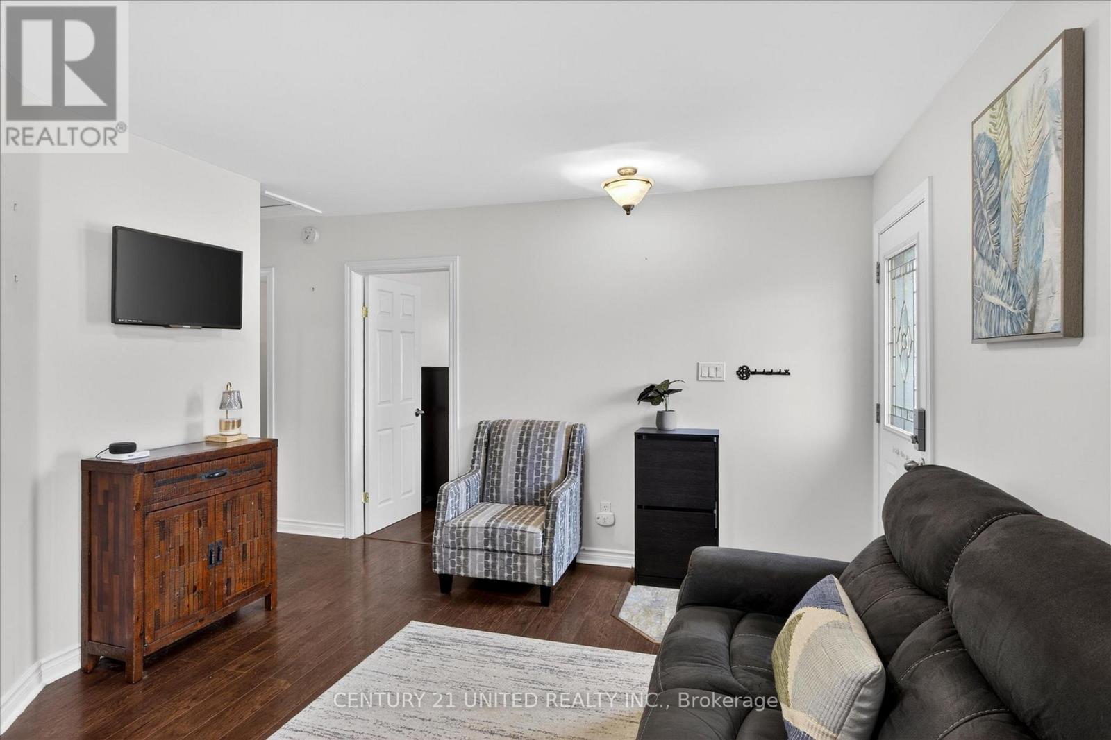 470 O'connell Road, Peterborough (Otonabee Ward 1), Ontario  K9J 4C9 - Photo 8 - X13101392