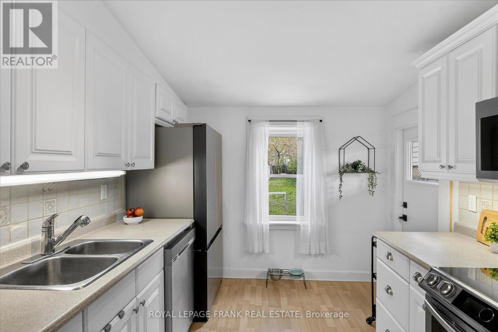 500 Chamberlain Street, Peterborough (Town Ward 3), Ontario  K9J 4L5 - Photo 15 - X13101758