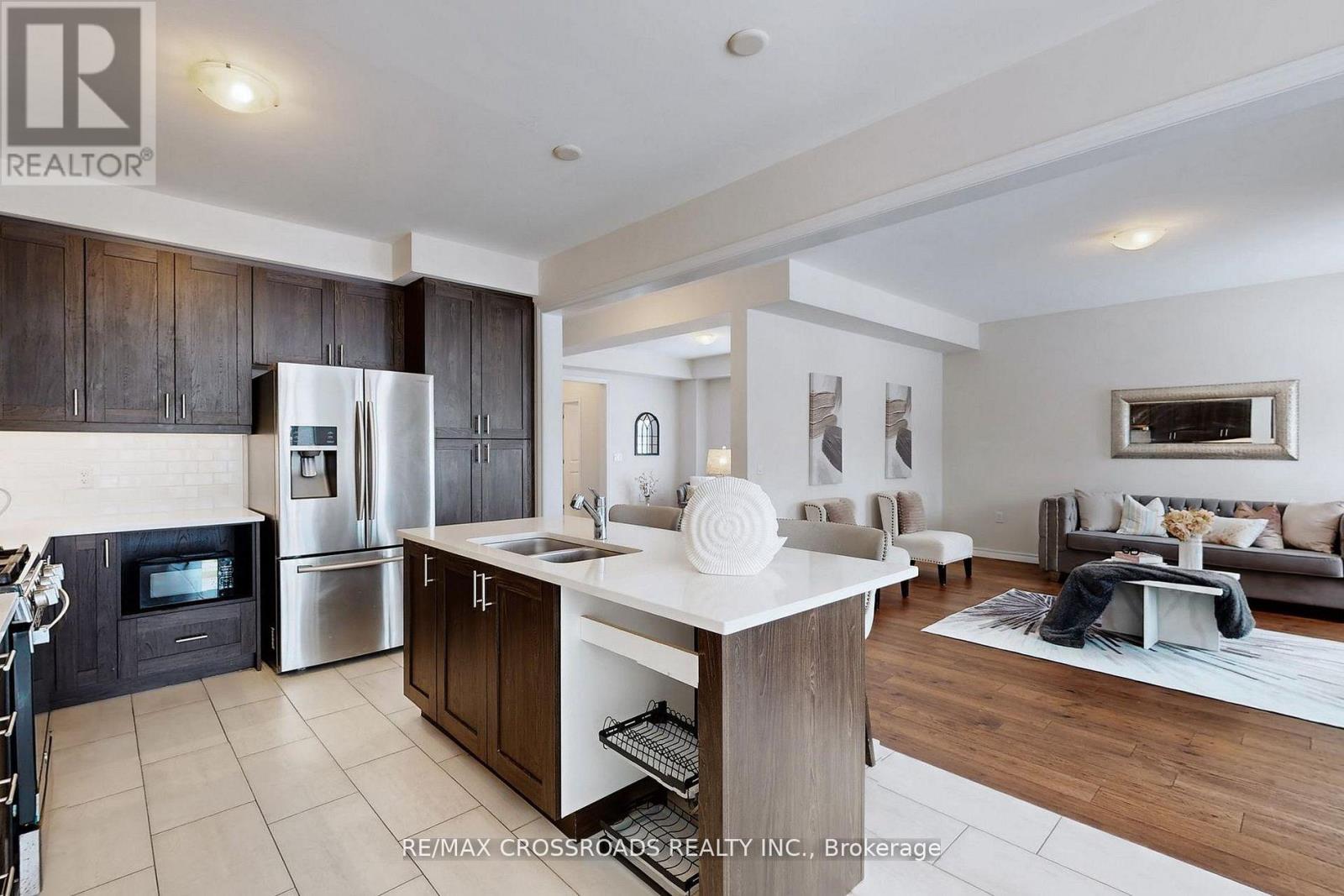 243 O'neil Street, Peterborough (Monaghan Ward 2), Ontario  K9K 0H8 - Photo 11 - X13101626
